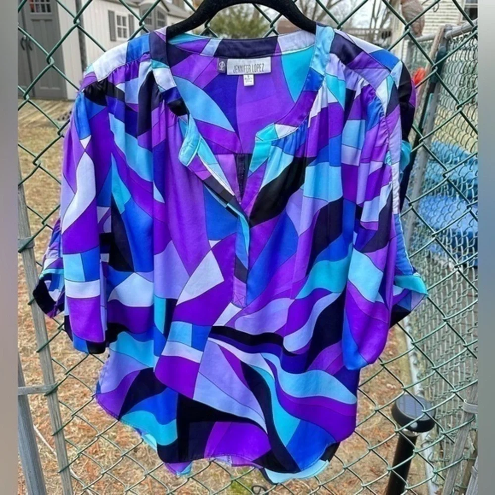 Jennifer Lopez Women’s‎ Purple/Blue Flowy Peasant Top (Size Small)